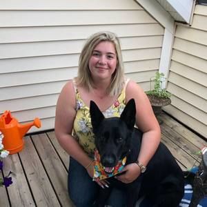 Meet your Posher, Crystal